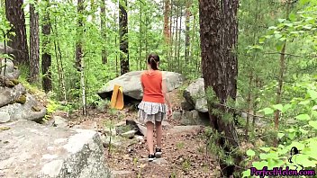 Butt Brunette Hard Pussy Fuck Stranger Outdoor and Creampie in the Forest