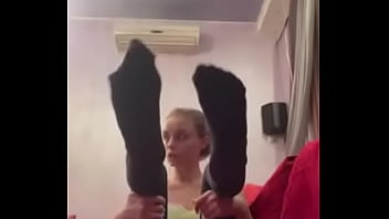 Prettytoes Feet in tights 13