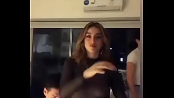 Coscu Las tetas de la chilena Belen