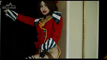 Lingerie Mad Moxxi is out of control (Borderlands cosplay)