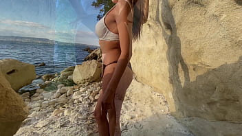  Outdoor sex beach with sexy stranger Risky fuck